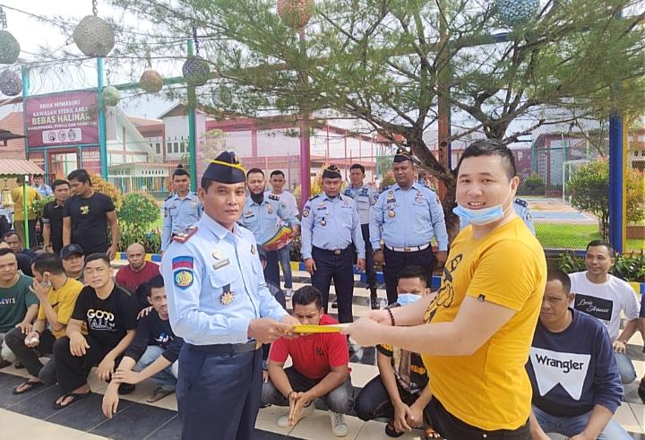 Berkelakuan Baik, 33 Napi Lapas Narkotika Muara Sabak Bebas Bersyarat