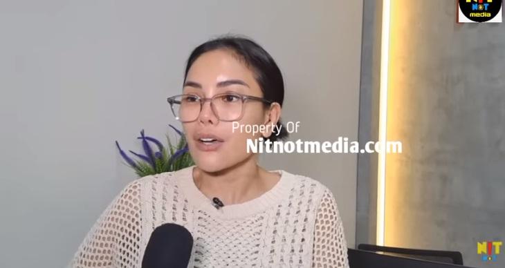 Nikita Mirzani Pamer Sedang Berduaan dengan Pria Bule