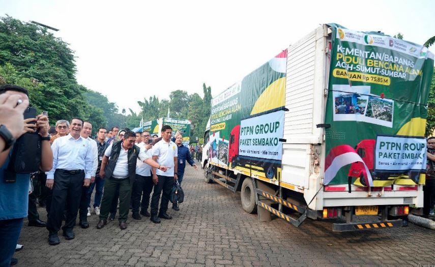 PalmCo-Salurkan-500-Ton-Minyak-Goreng-untuk-Korban-Banjir-Sumatera.jpg