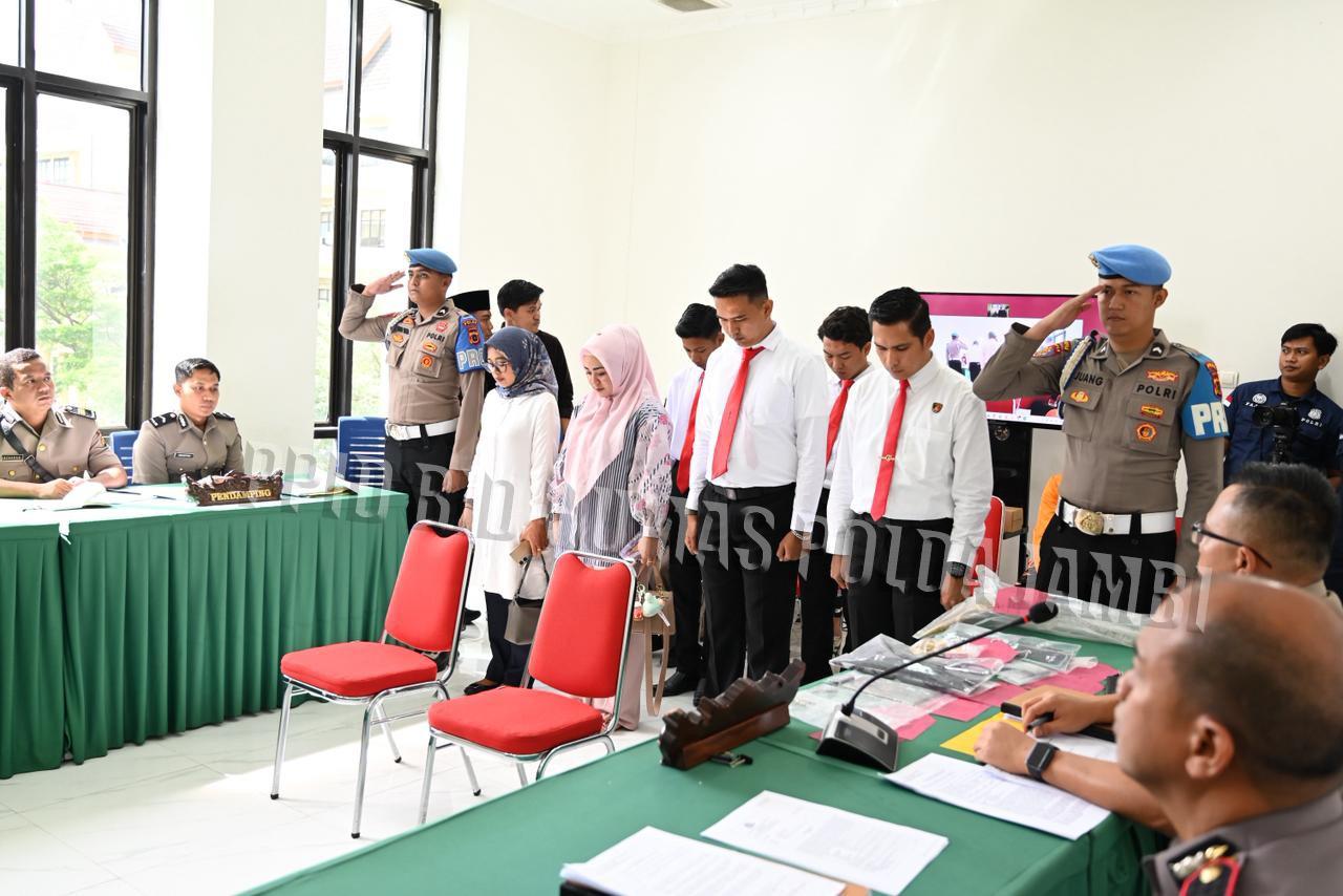 Para-saksi-sidang-Komisi-Kode-Etik-Polri-di-Polda-Jambi.jpg
