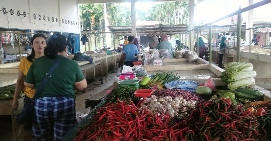 Cabai Merah Keriting di Pasar Rakyat Muara Sabak Tembus Rp 100 Ribu Per Kilogram