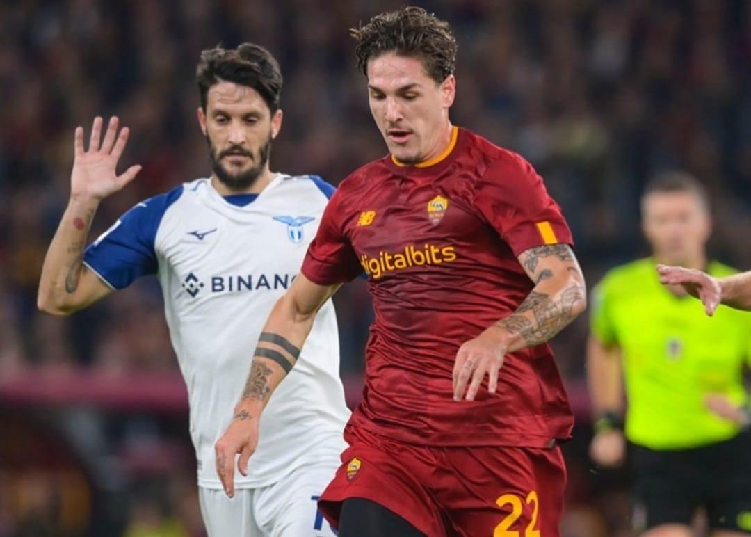 Pemain-AS-Roma-Nicolo-Zaniolo-Berduel-Dengan-Pemain-Lazio.jpg