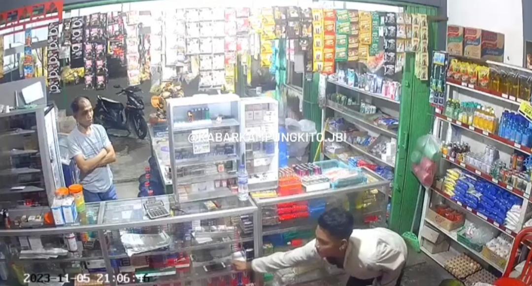 Modus Jual Tabung Gas, Dua Pemuda di Jambi Curi Ponsel Pemilik Warung