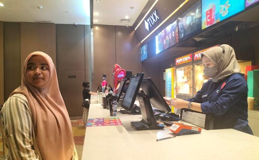 Pengunjung-di-Bioskop-Cinepolis-Jambi.jpg