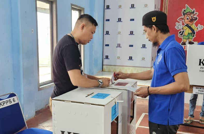 Pilkada-Serentak-2024-Ratusan-Warga-Binaan-Lapas-Kuala-Tungkal-Antusias-Ikut-Memilih.jpg