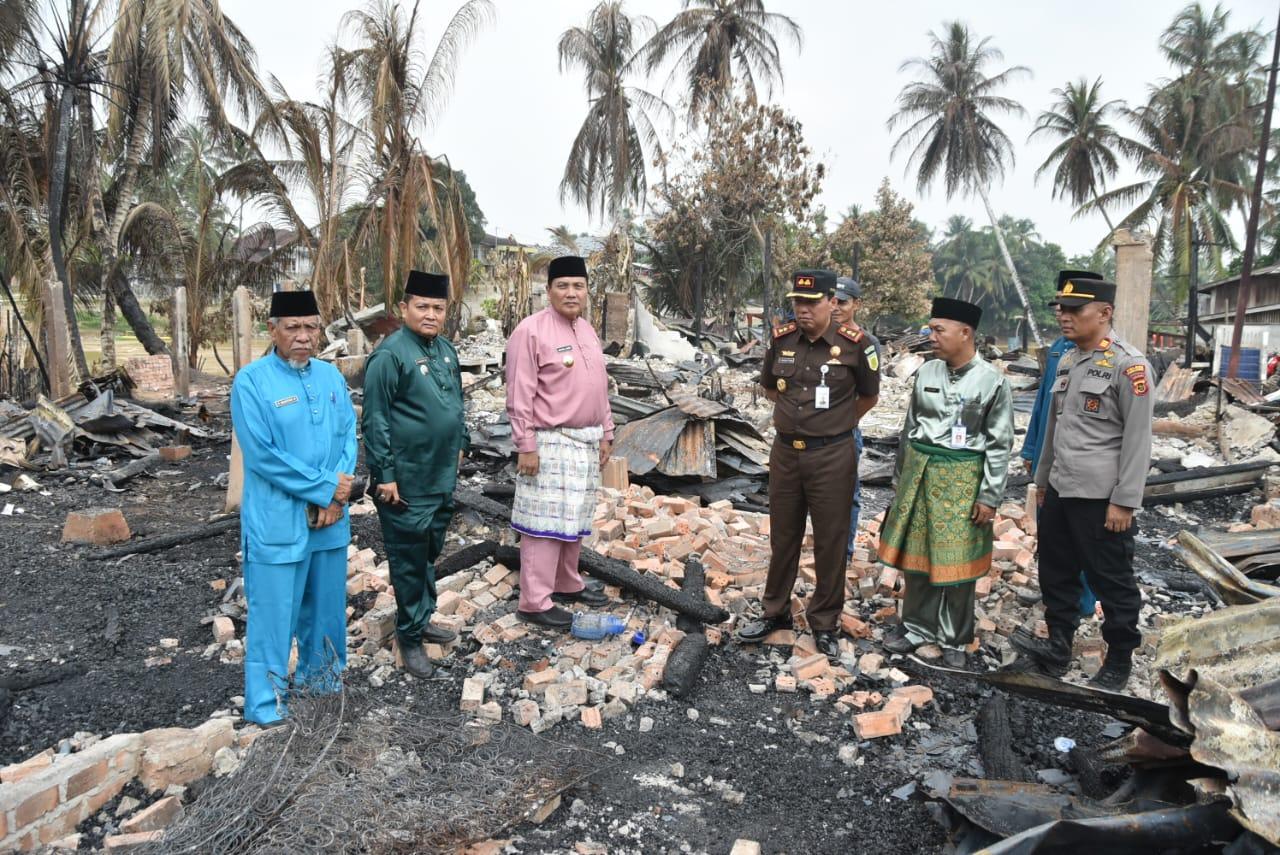 Pj Bupati Sarolangun Sambangi Korban Kebakaran di CNG