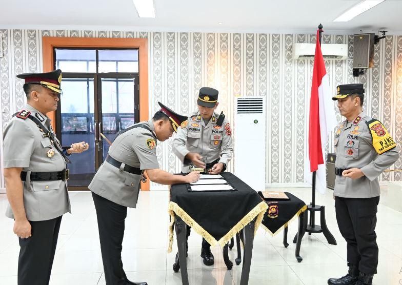Polda-Jambi-Gelar-Upacara-Serah-Terima-Jabatan-Kapolres-Tanjabtim-dan-Kapolres-Muaro-Jambi.jpg