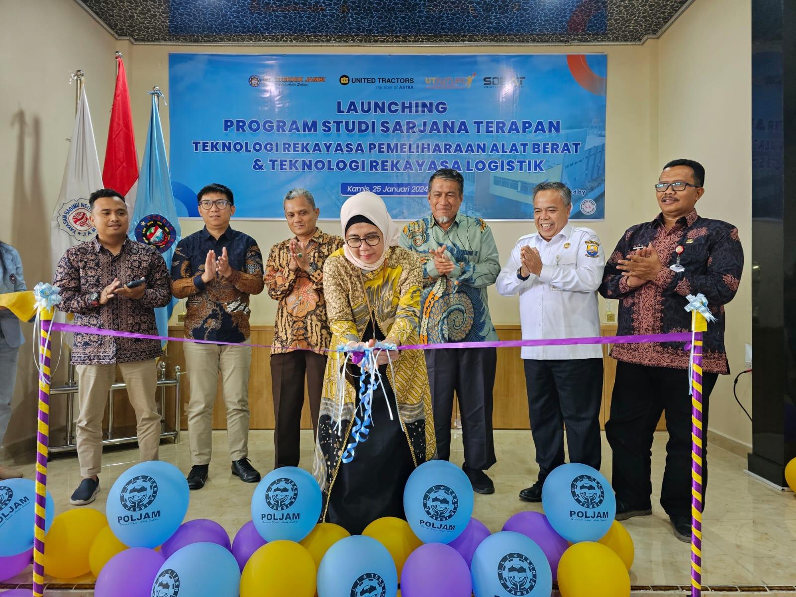 Resmikan Program Studi Sarjana Terapan Alat Berat dan Logistik, Poljam Gandeng United Tractors Jambi