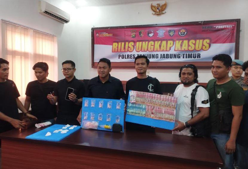 Polres Tanjab Timur Tangkap Pengedar Narkoba di Mendahara Ulu, Barang Bukti 99 Paket Sabu