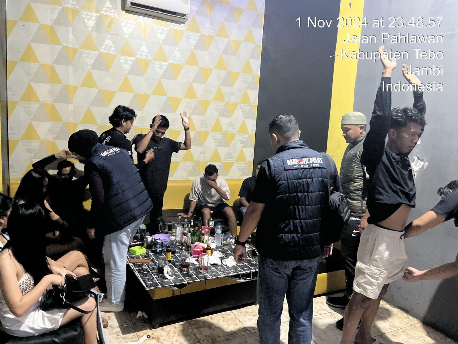 Polres Tebo Lakukan Razia, Edukasi Bahaya Narkoba di Wirotho Agung Tebo