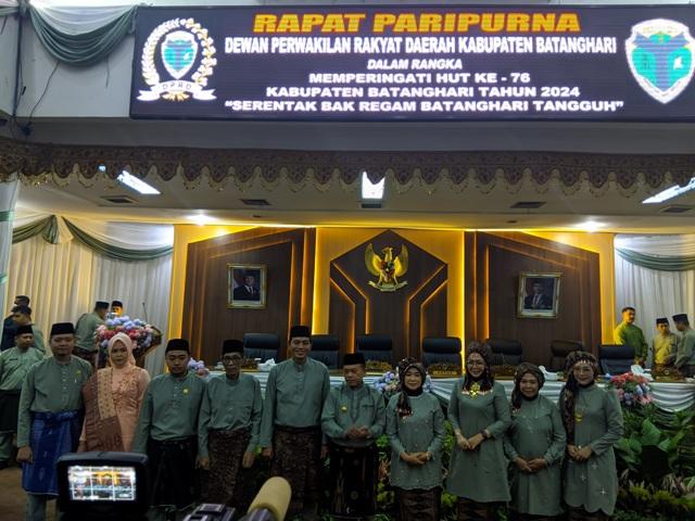 Rapat Paripurna DPRD dalam Rangkaian Acara HUT Kabupaten Batanghari ke 76 Tahun