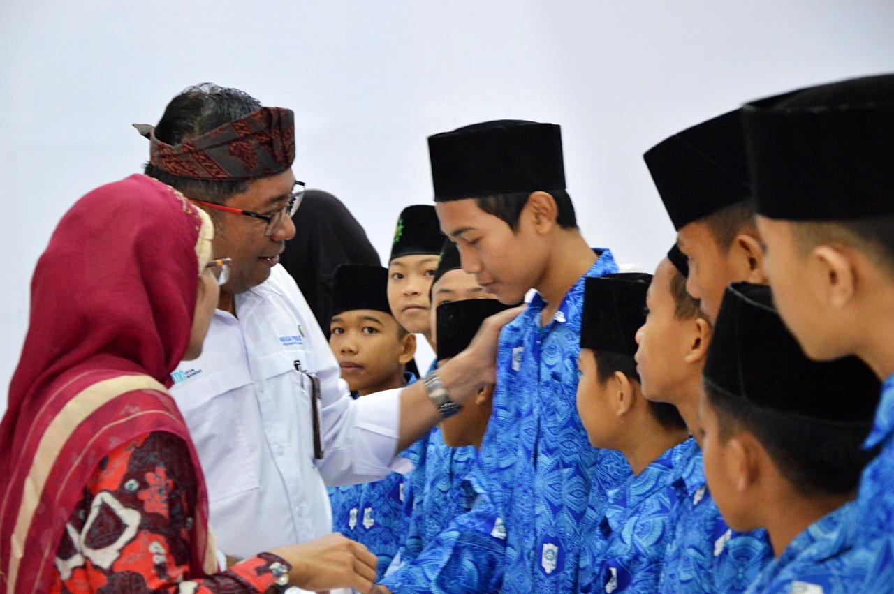 HUT ke-21 Periswara, Bandara Sultan Thaha Jambi Adakan Bakti Sosial