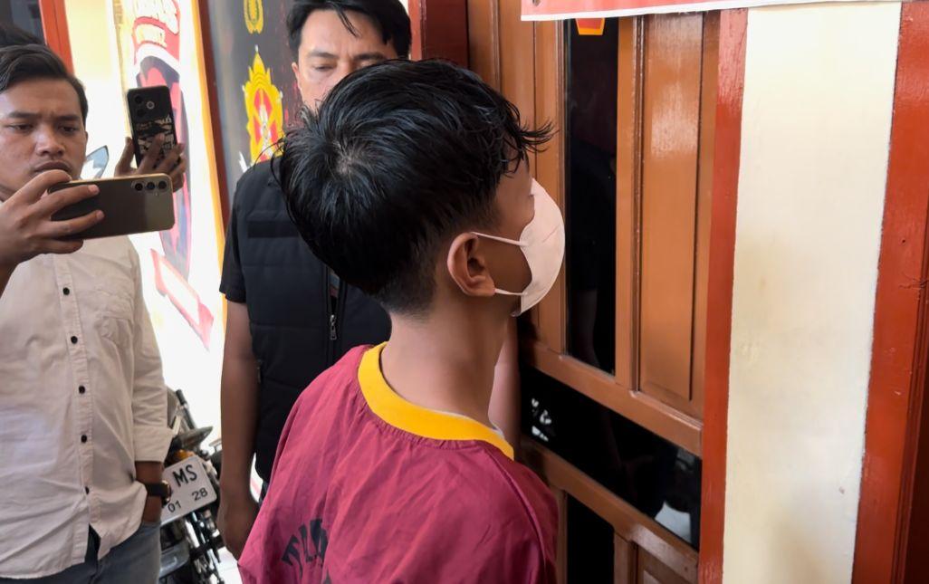 Remaja-14-tahun-berinisial-R-menjadi-tersangka-penusukan-dalam-bentrok-dua-kelompok-remaja.jpg