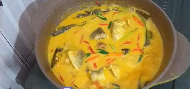 Resep-Gulai-Ikan-Baung-Khas-Jambi.jpg