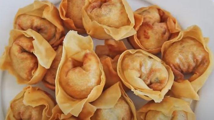 Resep Pangsit Goreng dengan Saus Sambal Bangkok