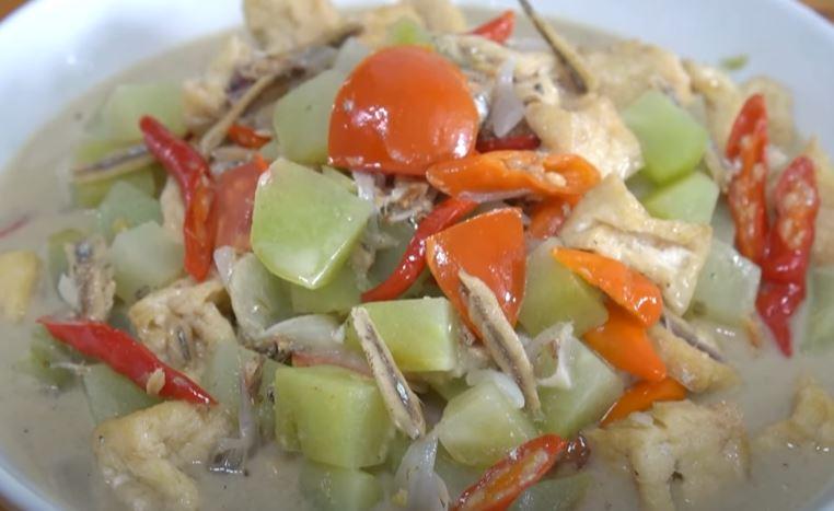 Resep Sayur Lodeh, Tambahkan Teri dan Labu