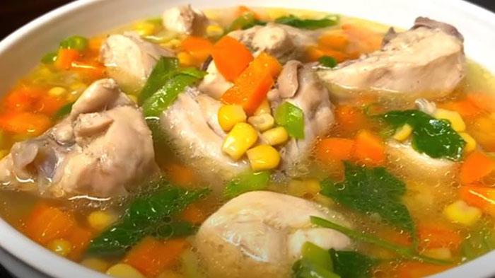 Resep-Sop-Ayam-dengan-tambahan-jagugn.jpg