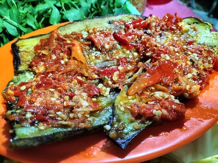 Kuliner Jambi, Hidangan Makan dengan Sambal Siram Ala Mas Bro