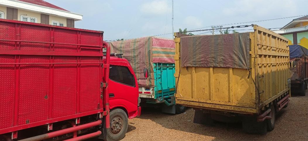 Satlantas-Amankan-10-Angkutan-Batu-Bara-yang-Nekat-Melintas-di-Kabupaten-Batanghari.jpg