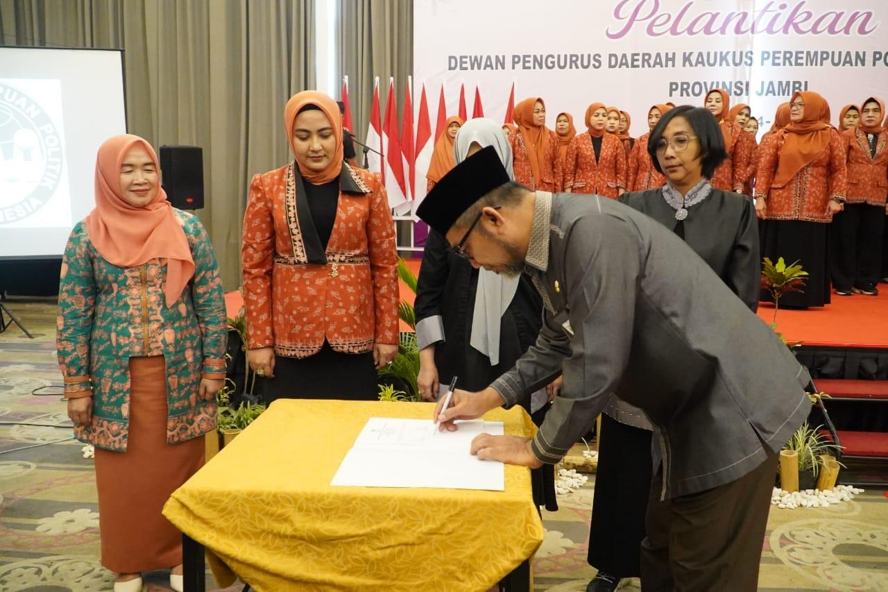 Sekda Jambi Dorong Perempuan Berpolitik, Bukan Sekadar Angka Tapi Kekuatan
