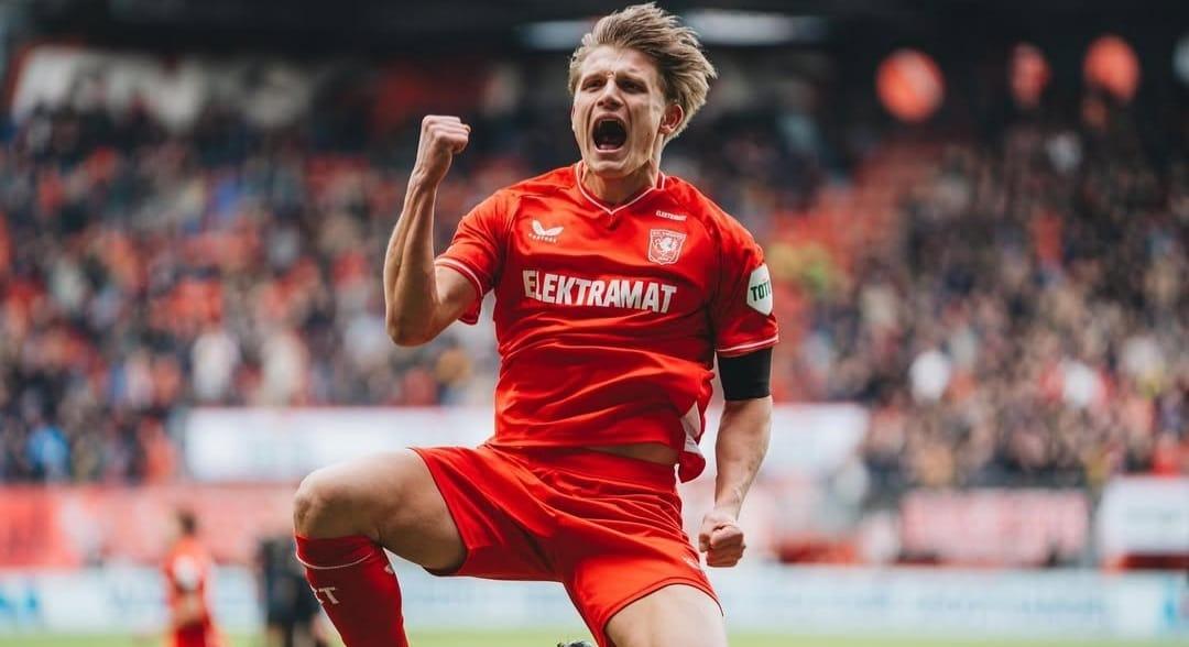 AS Roma Tertarik Secara Konkret pada Bintang Twente Sem Steijn yang Dinamis