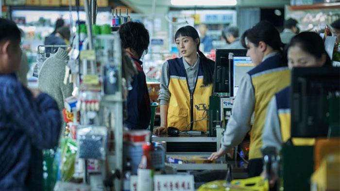 Sinopsis Parasyte: The Grey Episode 4, Kematian yang Mengejutkan