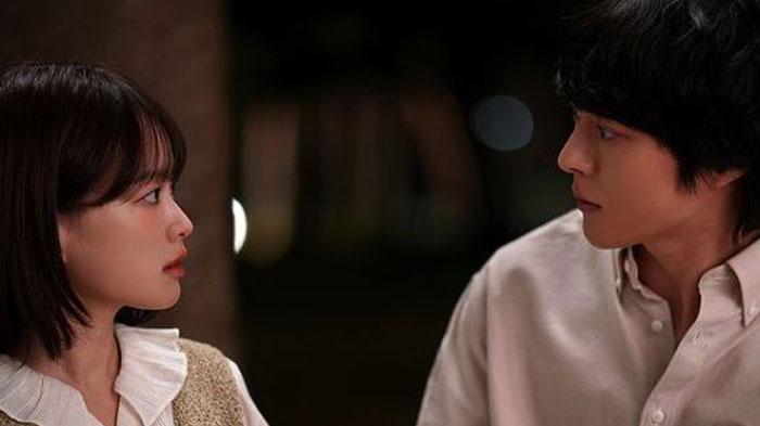 Sinopsis The Atypical Family Episode 9, Gwi Ju dan Da Hae Terus Mengembangkan Perasaan