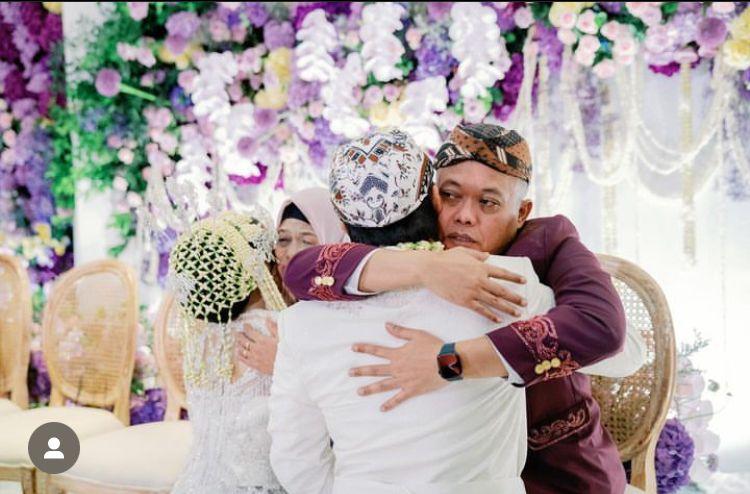 Sule Minta Rizky Febian Bimbing Mahalini setelah Jadi Mualaf: Laki-laki Harus Tanggung Jawab