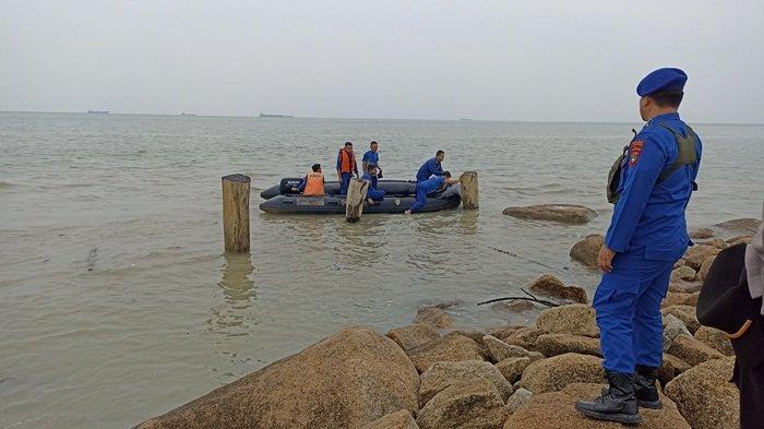 Tim SAR Sampai Menyelam ke Dasar Laut Mencari Remaja Tenggelam di Pantai Tanjungkalian