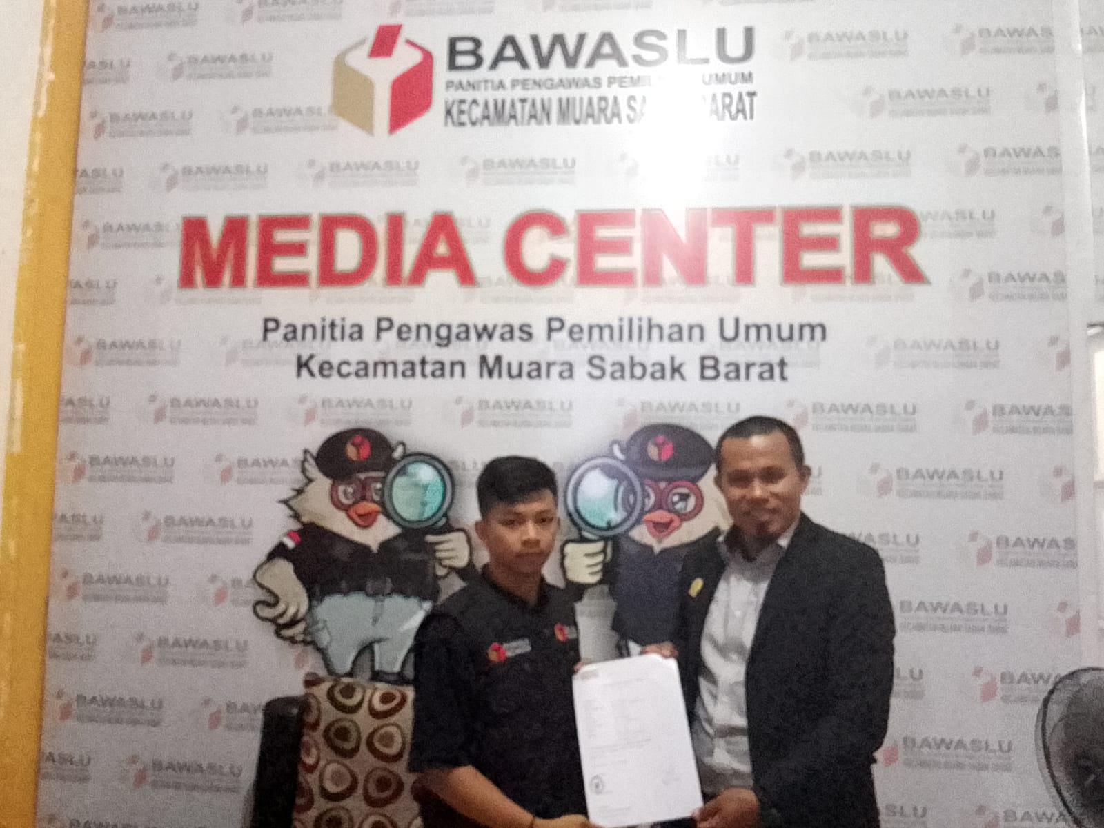 Diduga Tak Netral, Tim Advokasi Laza-Aris Laporkan Camat Sabak Barat ke Panwascam