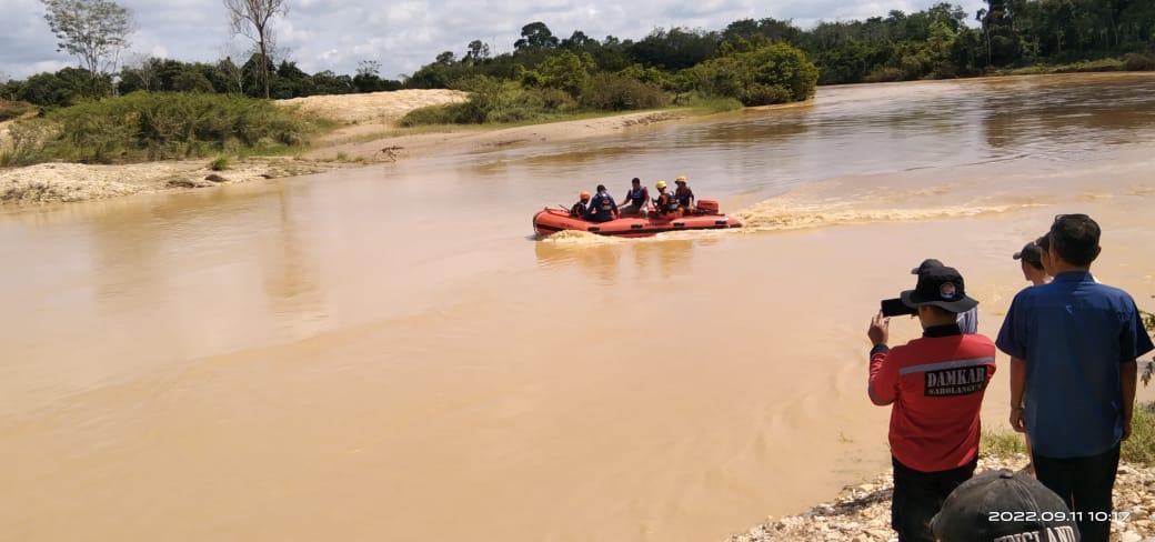 Tim-Basarnas-Jambi-cari-korban-tenggelam.jpg