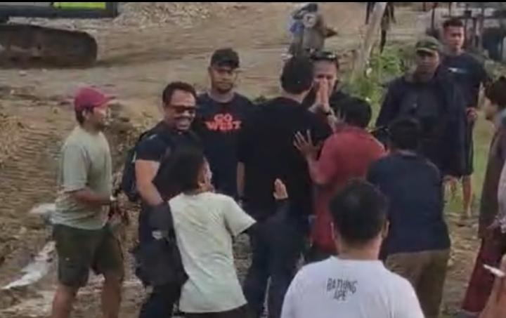 Razia PETI Gagal Digelar, Tim Bareskrim dan Polisi Mundur Usai Dihadang Warga - Tribunjambi.com
