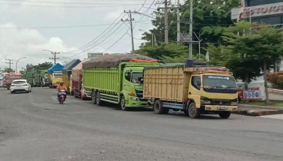 Truk-Batu-Bara-1342026.jpg