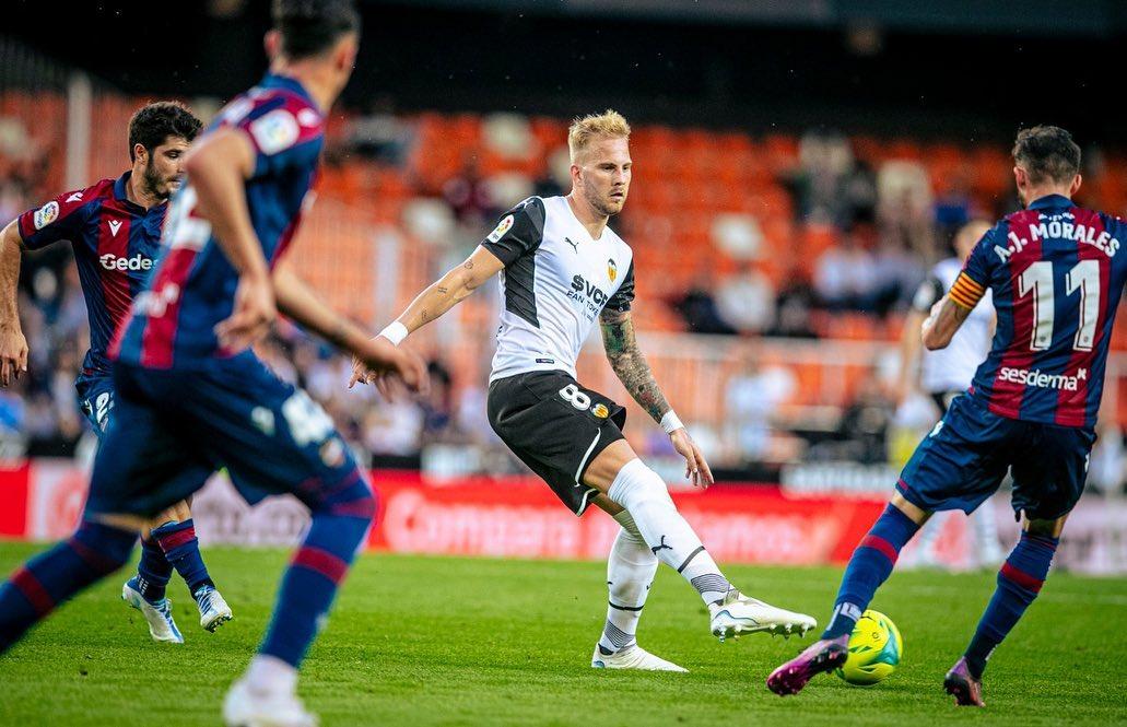 Lazio Makin Dekat Datangkan Uros Racic dari Valencia yang Ingin Rekrut Arthur Melo dari Juventus