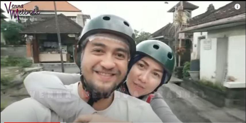 Ferry Irawan dan Venna Melinda Akan Berangkat Umroh, Verrell Bramasta tak ikut