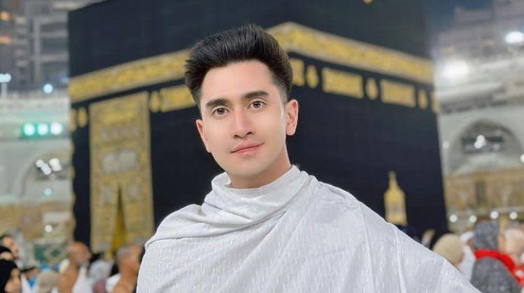 Bukan Berdoa Dapat Jodoh, Verrell Bramasta Berharap Jadi Anggota DPR RI saat Umroh