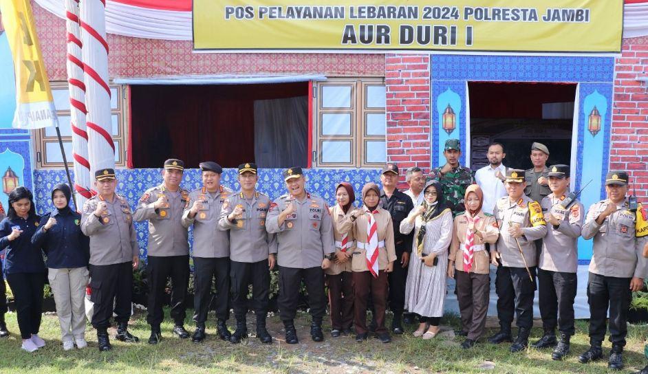 Wakapolda Jambi Edi Mardianto Pantau Pos Pengamanan dan Pelayanan di Kota Jambi
