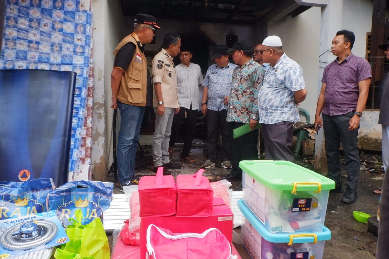Wakil-Bupati-Muaro-Jambi-Junaidi-meninjau-langsung-lokasi.jpg