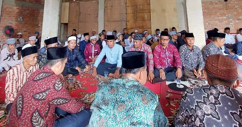 Wali-Kota-Sungai-Penuh-Lepas-Keberangkatan-SantriSantriwati-di-Ponpes-Darul-Huffadz-Al-Hidayah.jpg