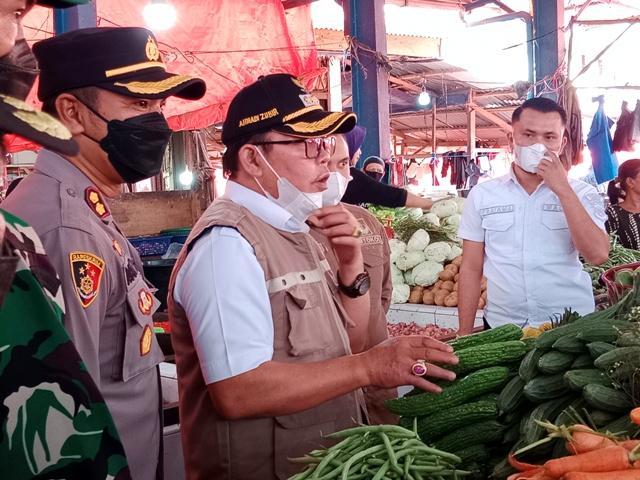 Wali-Kota-Sungai-Penuh-Sidak-Pasar-Pastikan-Ketersedian-dan-Kestabilan-Harga-Bahan-Pokok.jpg