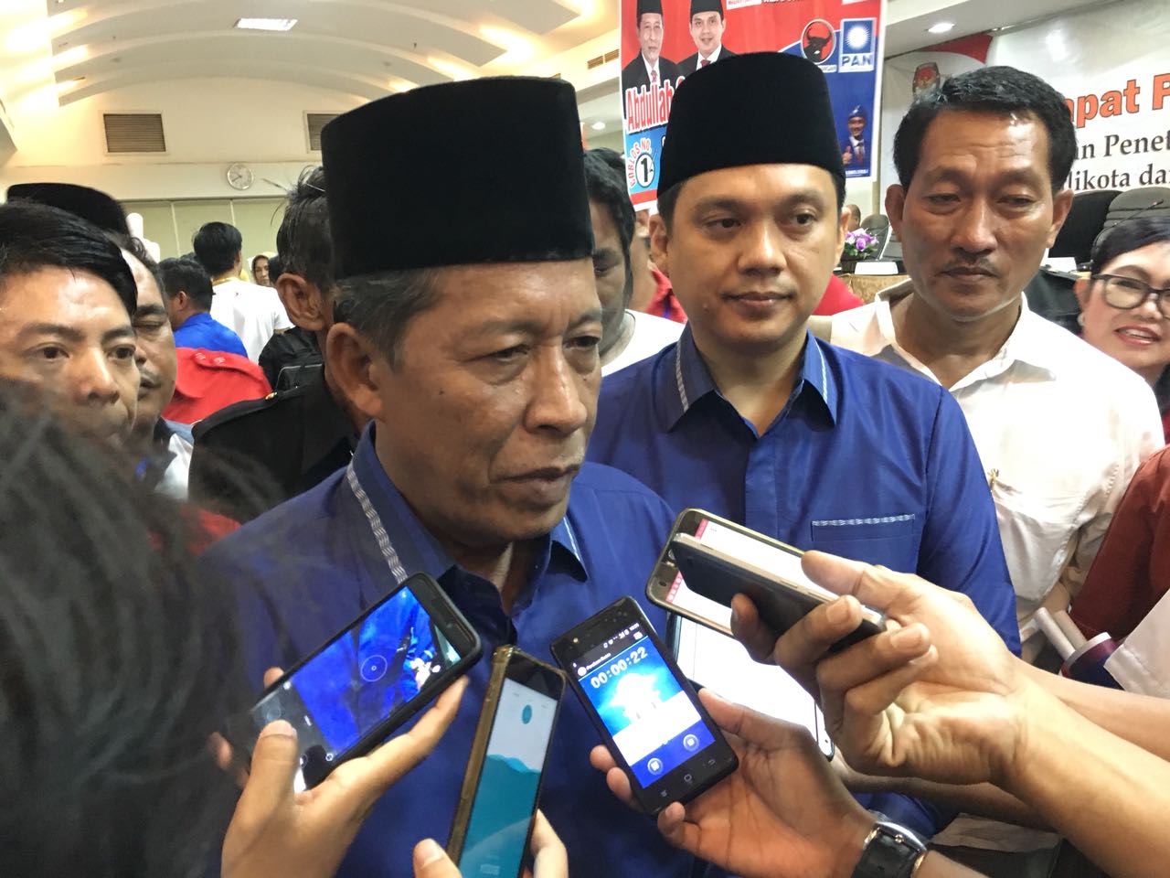 Pilkada Kota Jambi - Abdullah Sani akan Mencoblos Bersama Tujuh Anggota Keluarganya