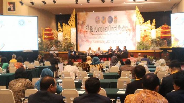 Dua Dokter Asal Australia Mendapat Penghargaan dari RSUP Sanglah