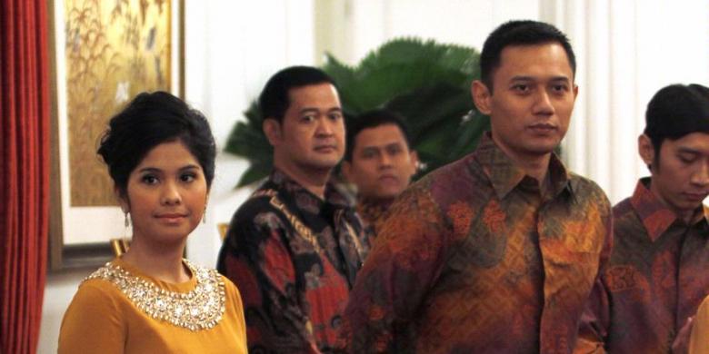 Usai Tahan Tangis saat Sampaikan Pernyataan Politik, Agus Dapat Pelukan Annisa