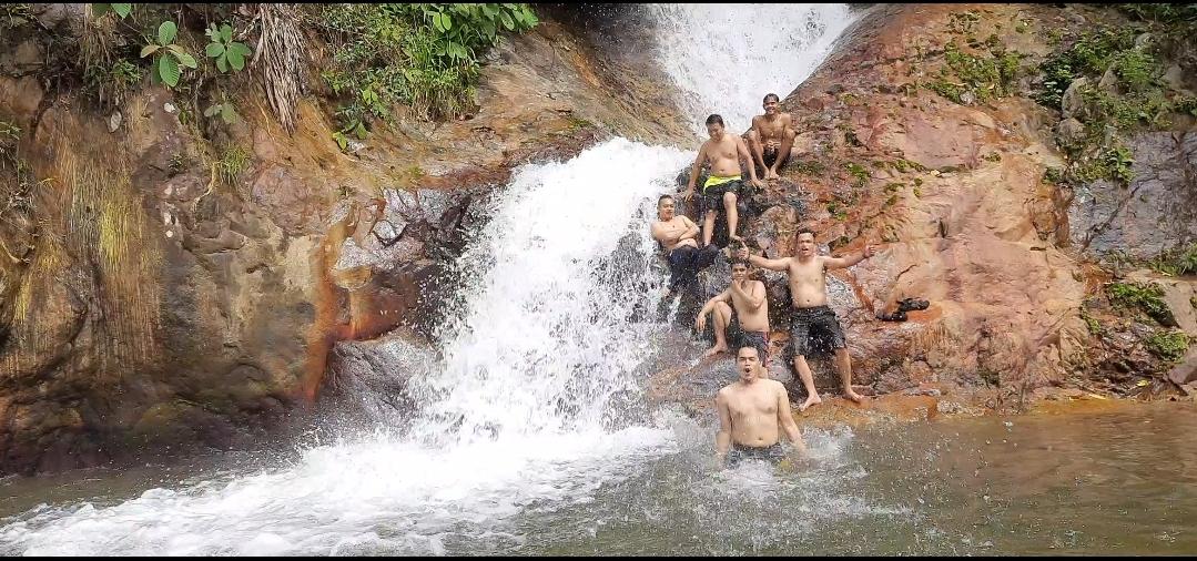 Telago Jando, Wisata Air Terjun Tujuh Tingkat yang Memikat di Jambi