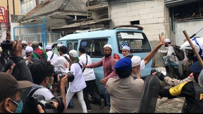 TERNYATA ini Sosok Pembacok Polisi saat Aksi 1812, Ketua PA 212 Yakin Bukan Anggota FPI