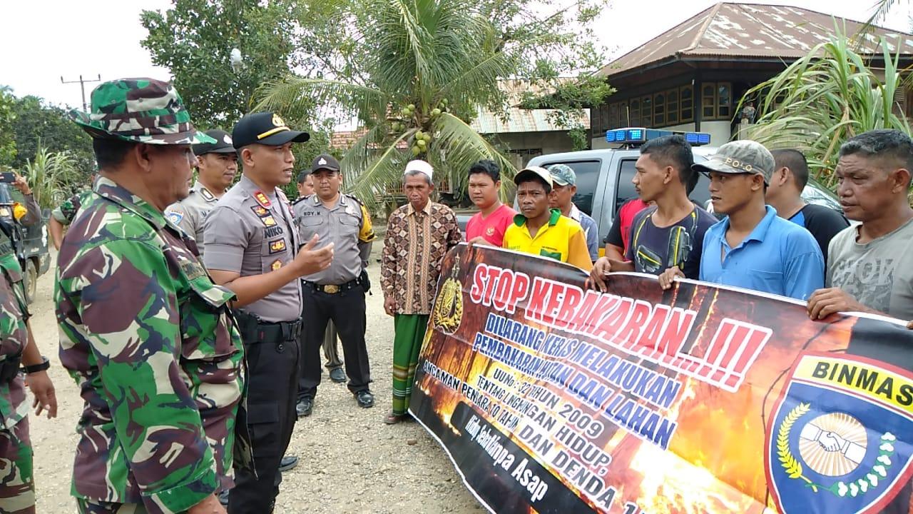 Antisipasi Karhutla, Petugas Keliling Kampung Imbau Warga yang Ingin Buka Kebun, tak Bakar Lahan