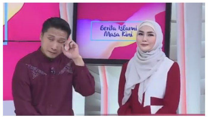 Penyesalan Arie Untung Rupamya Ada Pesan Suara dari Syekh Ali Jaber Belum Dibuka: Hancur Hati Ini!