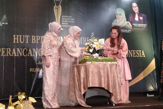 Kain Jerumat 'Motif Sidang' akan Dipatenkan, Jadi Kain Khas Jambi oleh BPD APPMI Jambi