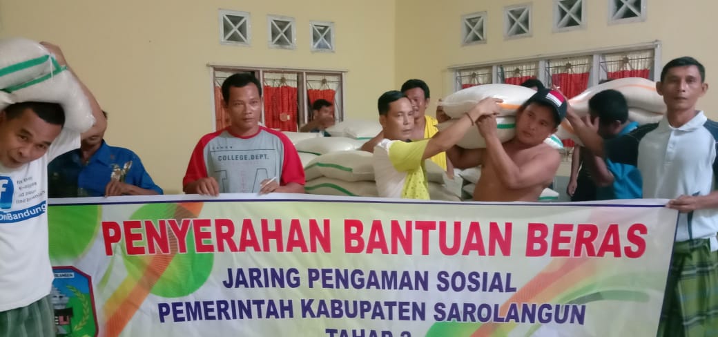 Bantuan Jaring Pengaman Sosial Pemkab Sarolangun Sudah Disalurkan ke Tiga Kecamatan