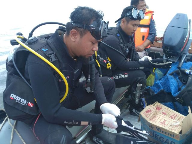 VIDEO : Beginilah Saat Petugas Basarnas Menyelam di Danau Kerinci, Mencari Warga yang Tenggelam